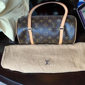 Louis Vuitton Papillon 26